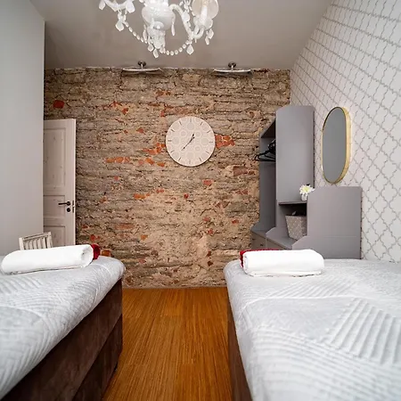 Appartement In A 700-years-old House